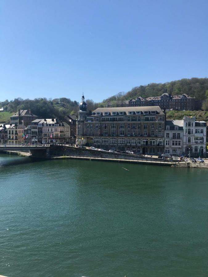 Ferienwohnung Le Saxo Cuivre Dinant Exterior foto